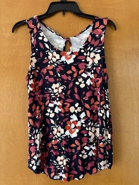 Market & Spruce Navy Floral Tank with Coral & Cream Accents